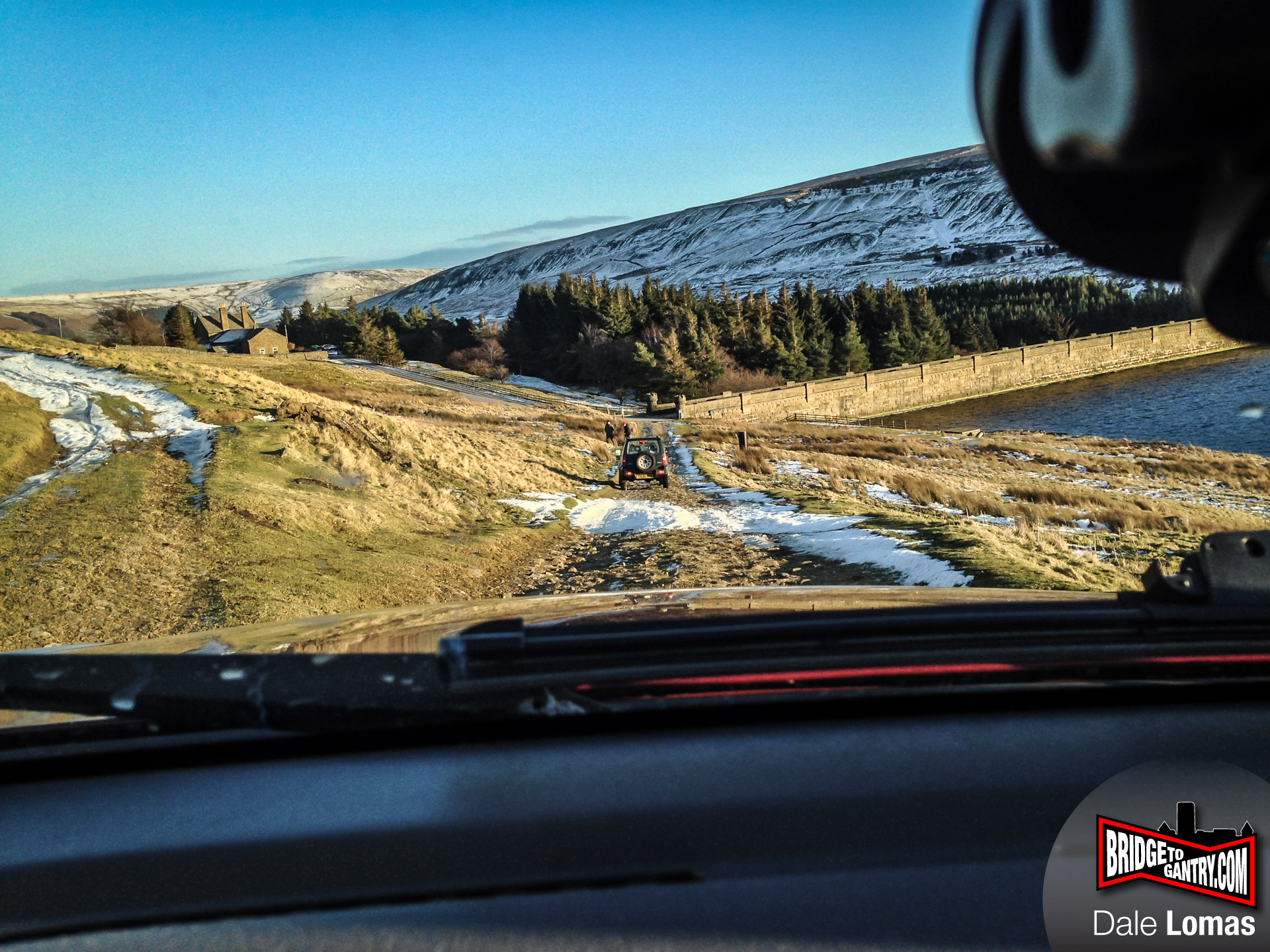 Dropping down to Scarhouse reservoir