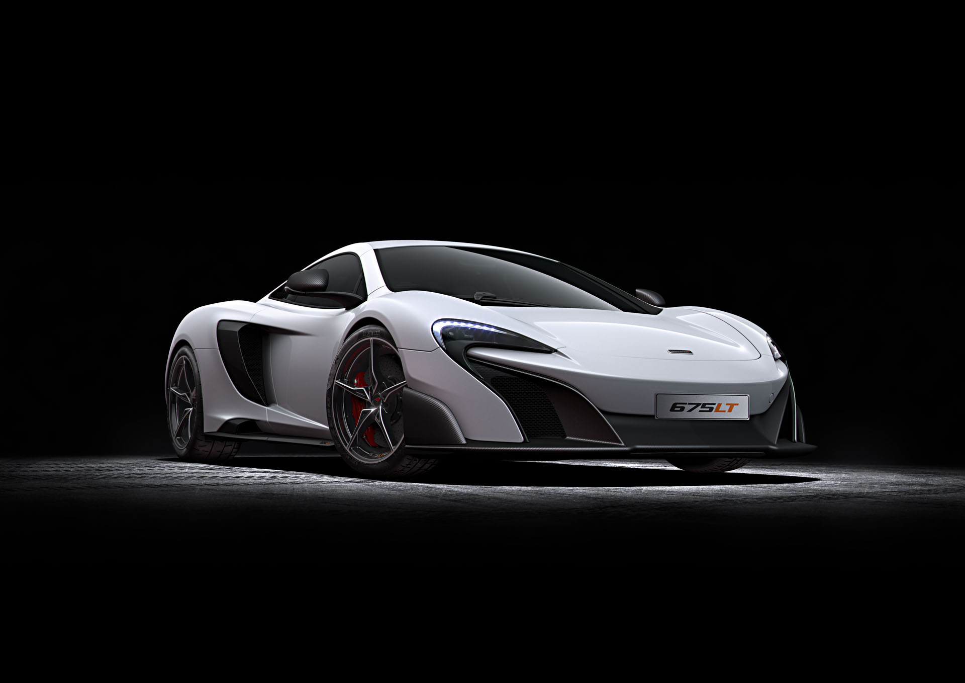 mclaren675lt_studio_02